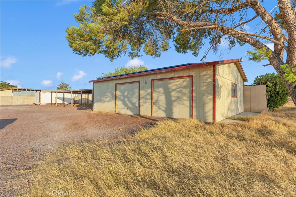 33445 Newberry Road Newberry Springs, CA 92365 - Photo 1 of 57