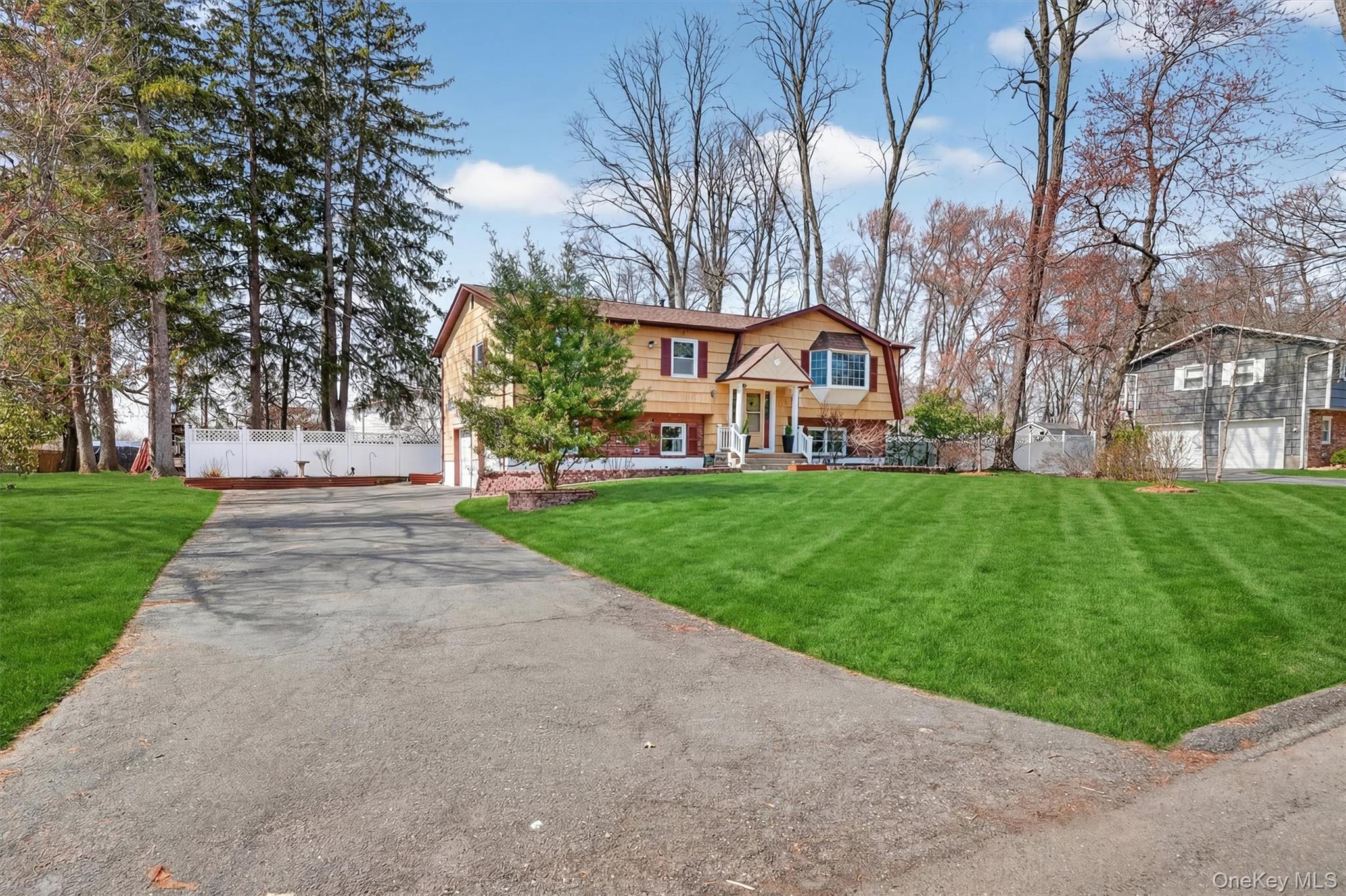 134 Ridge Road Valley Cottage, NY 10989 - Photo 3 of 46