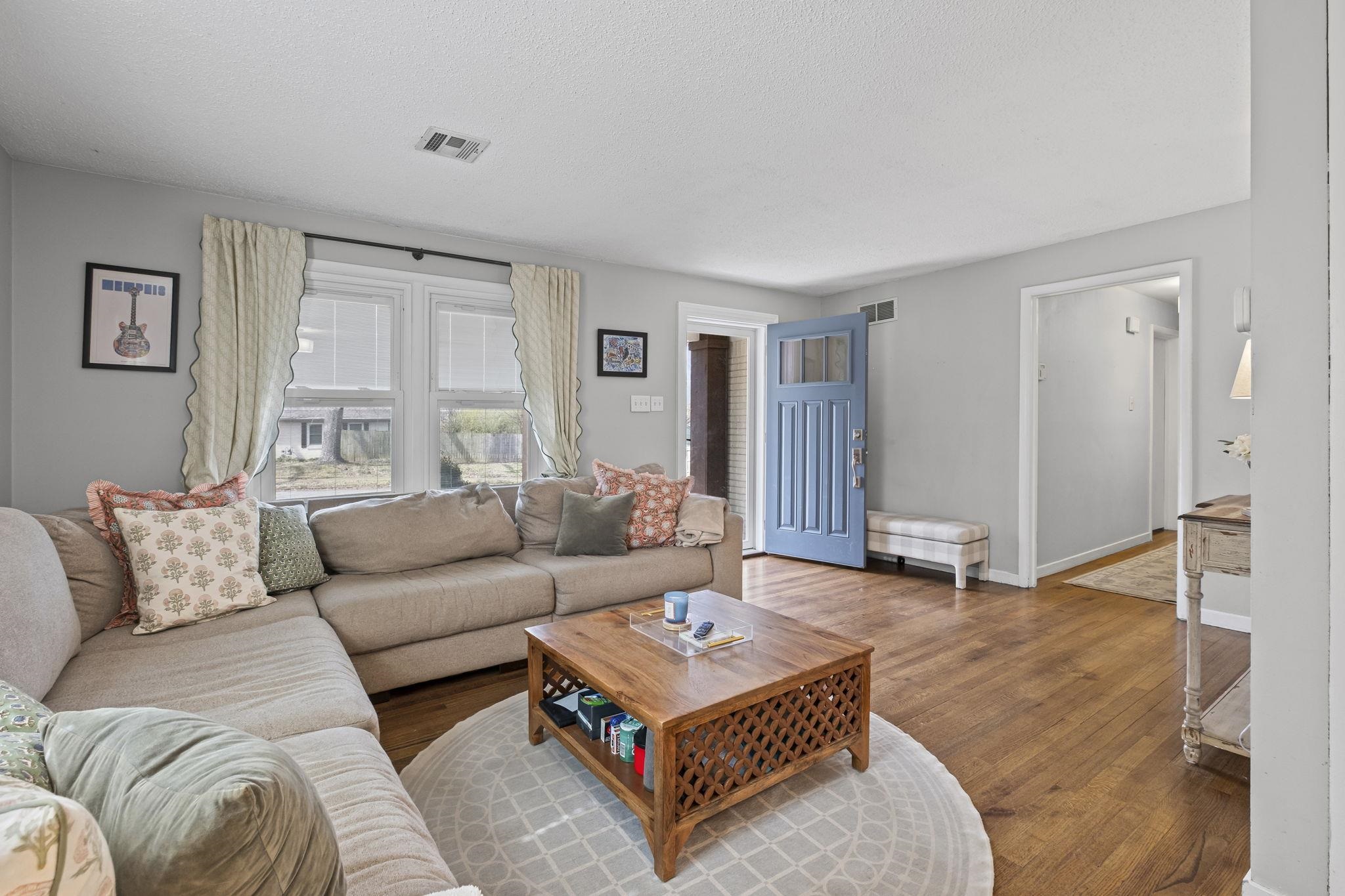 1118 Wilbec Road Memphis, TN 38117 - Photo 5 of 22