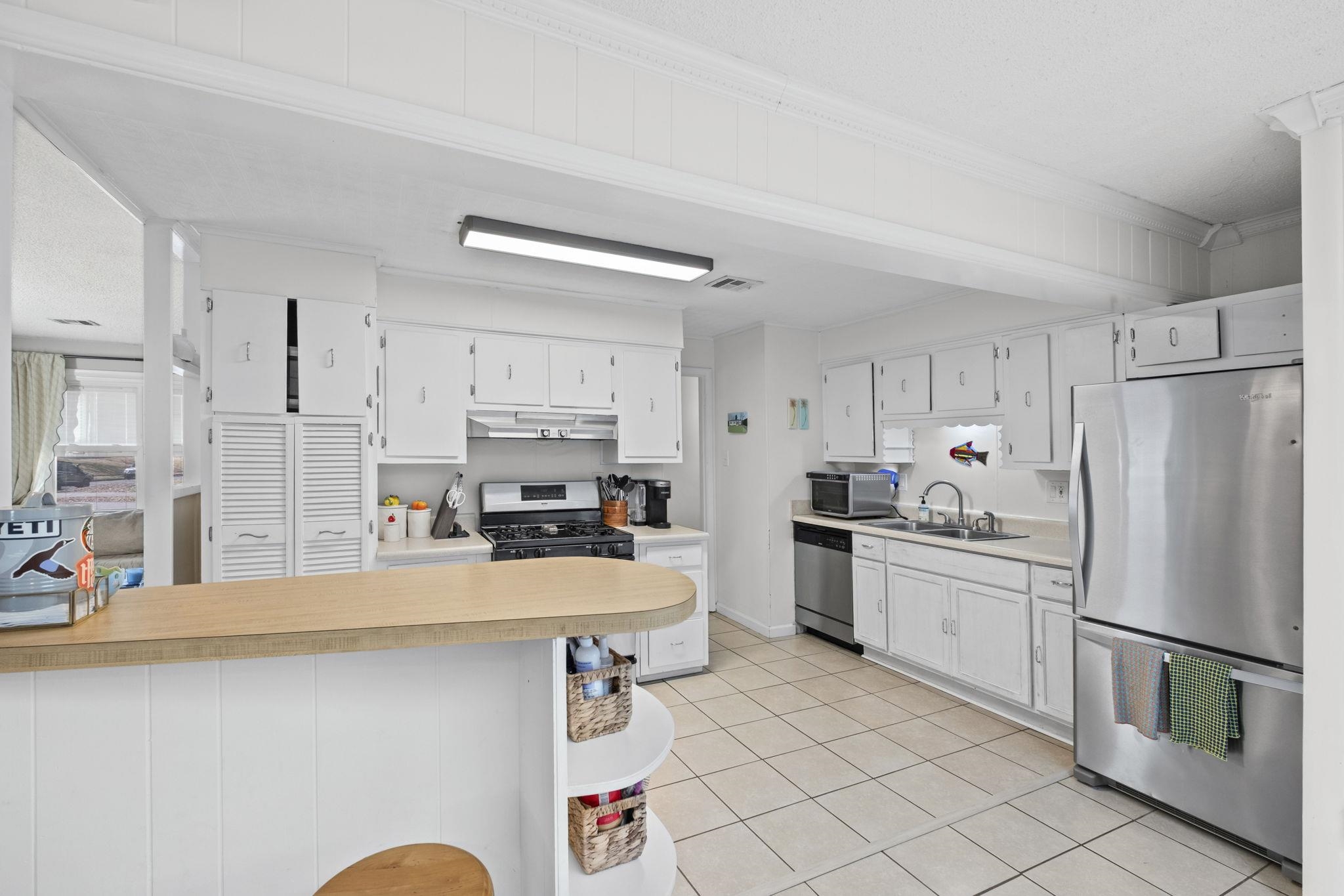 1118 Wilbec Road Memphis, TN 38117 - Photo 6 of 22