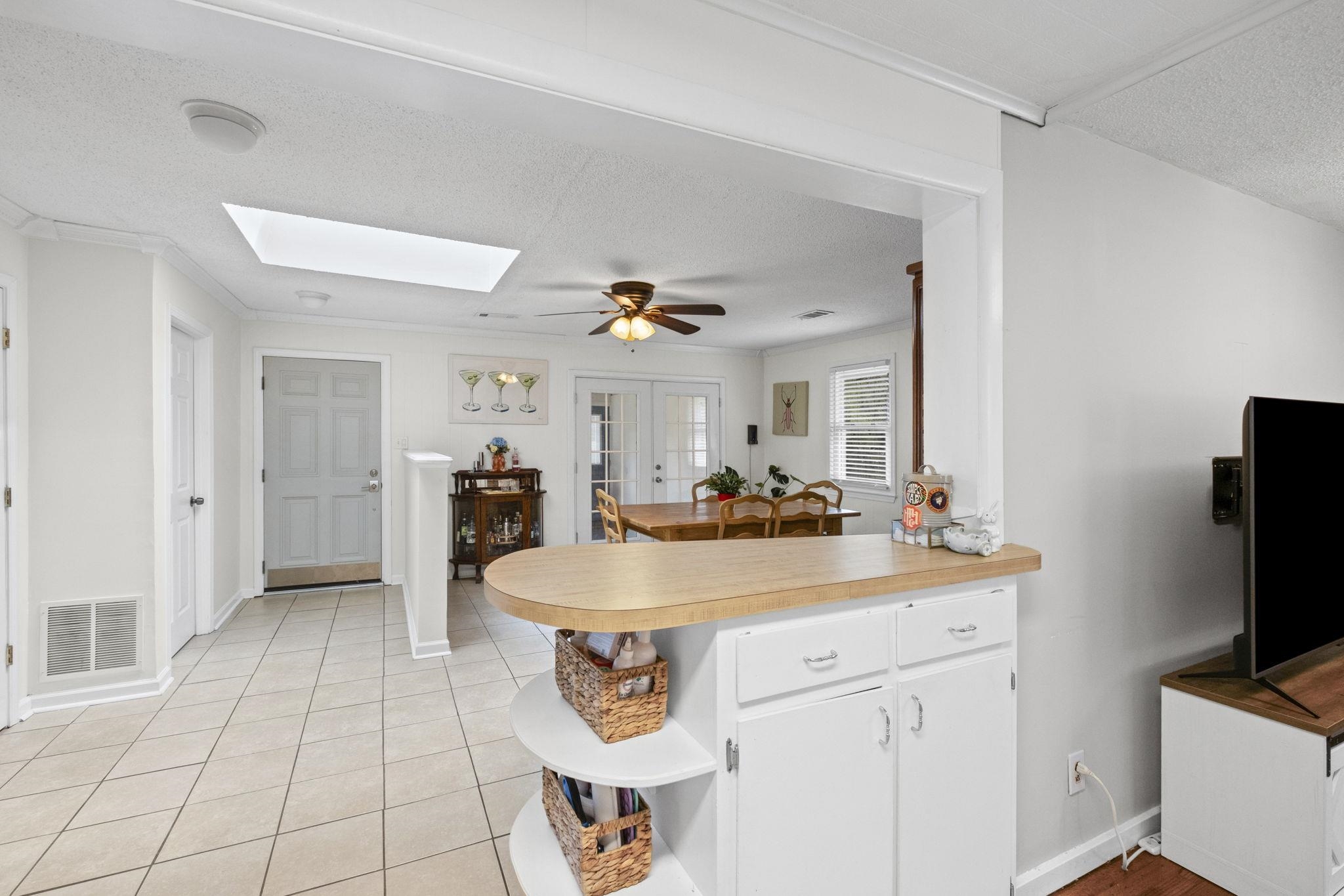 1118 Wilbec Road Memphis, TN 38117 - Photo 9 of 22