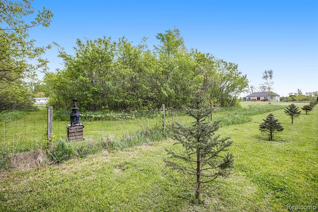 15601 Reid Road Armada, MI 48005 - Photo 38 of 38