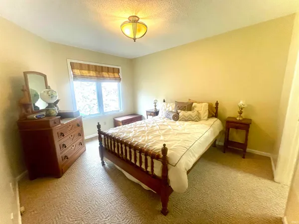$194,900 | 2542 North Morrison Road, Muncie, IN 47304