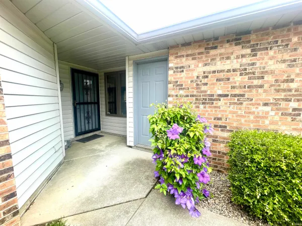 $194,900 | 2542 North Morrison Road, Muncie, IN 47304