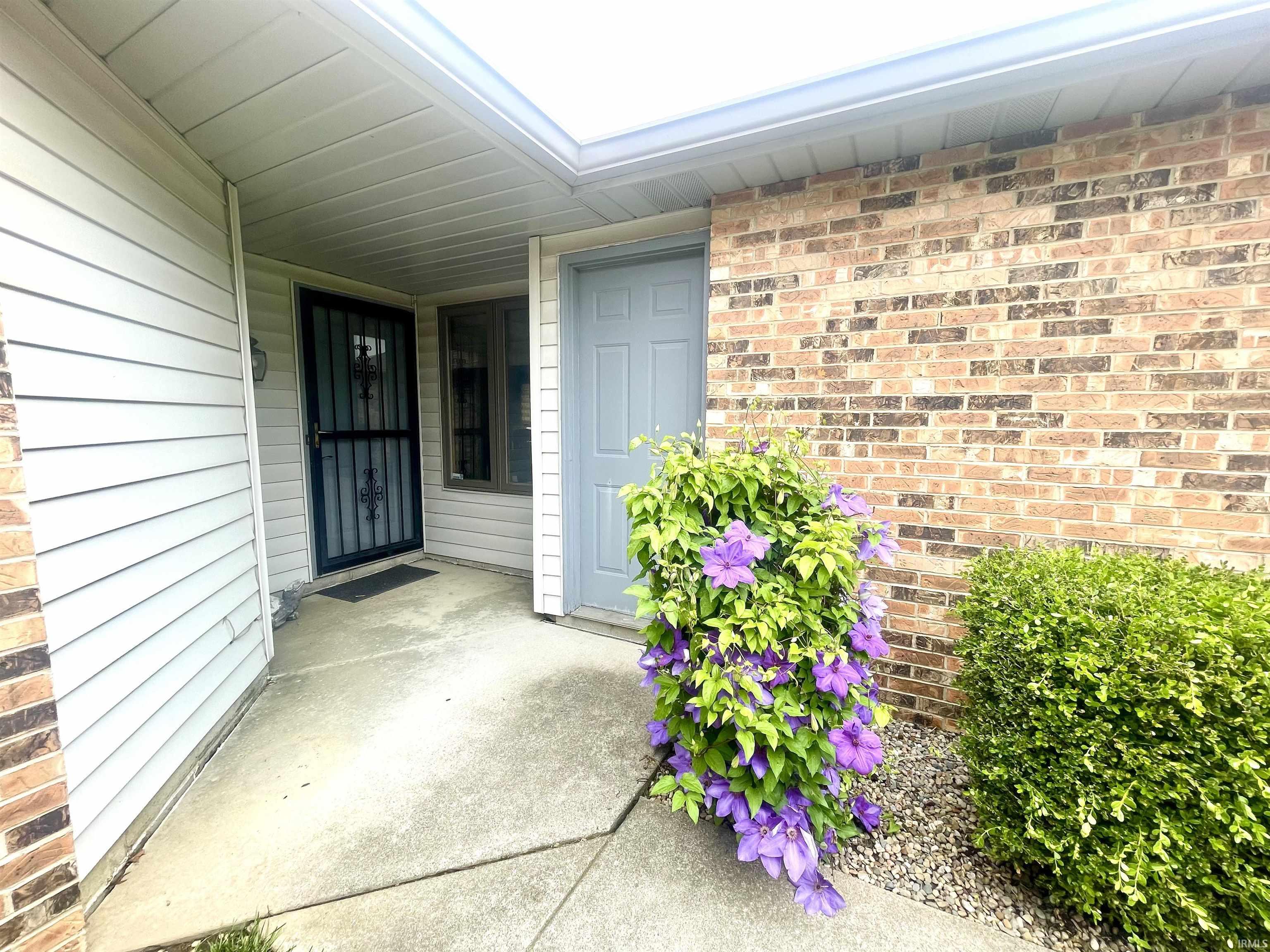 2542 North Morrison Road Muncie, IN 47304 - Photo 2 of 27