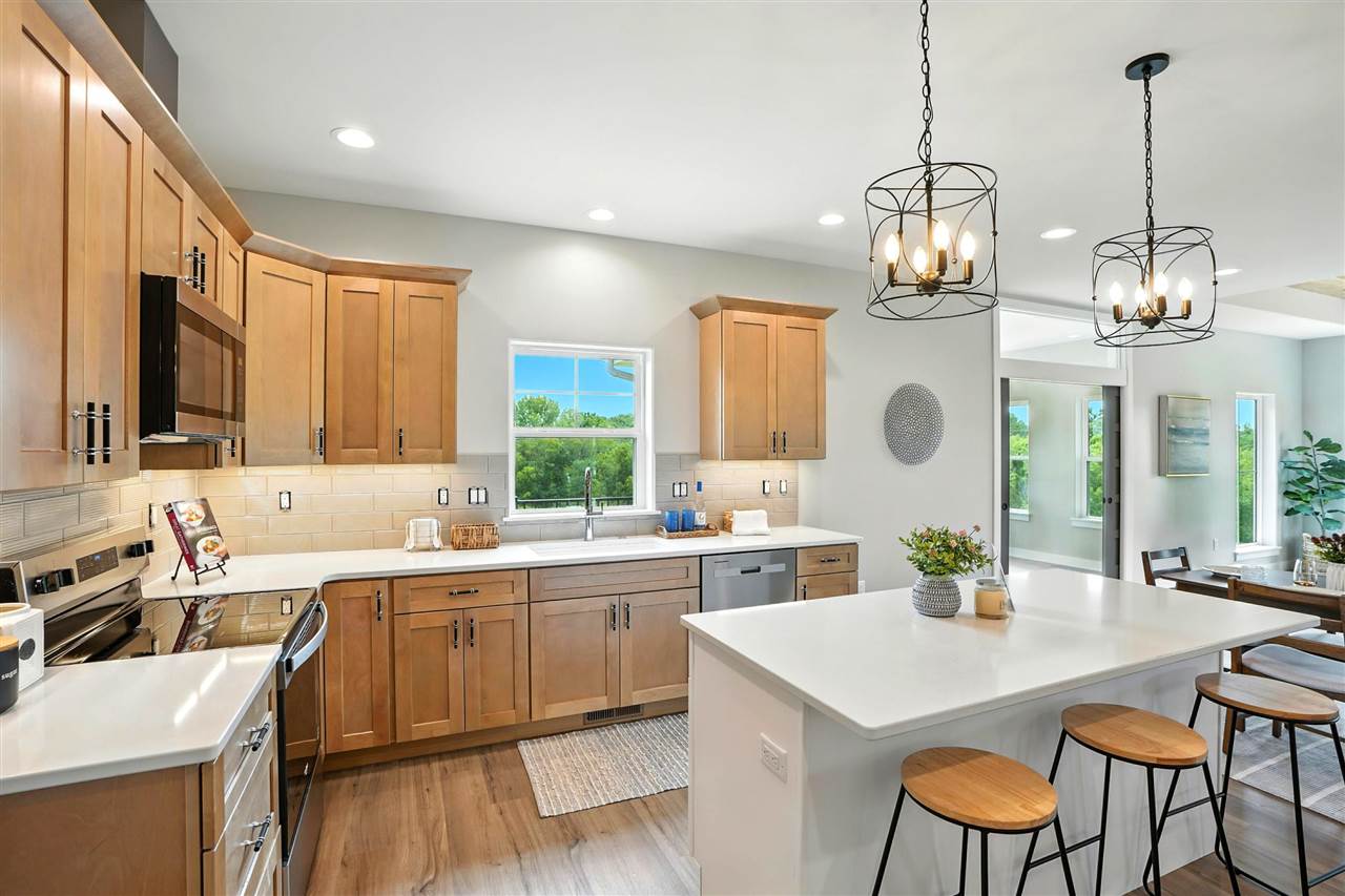 310 Vista Ridge Kalona, IA 52247 - Photo 5 of 51 Gallery Image 5
