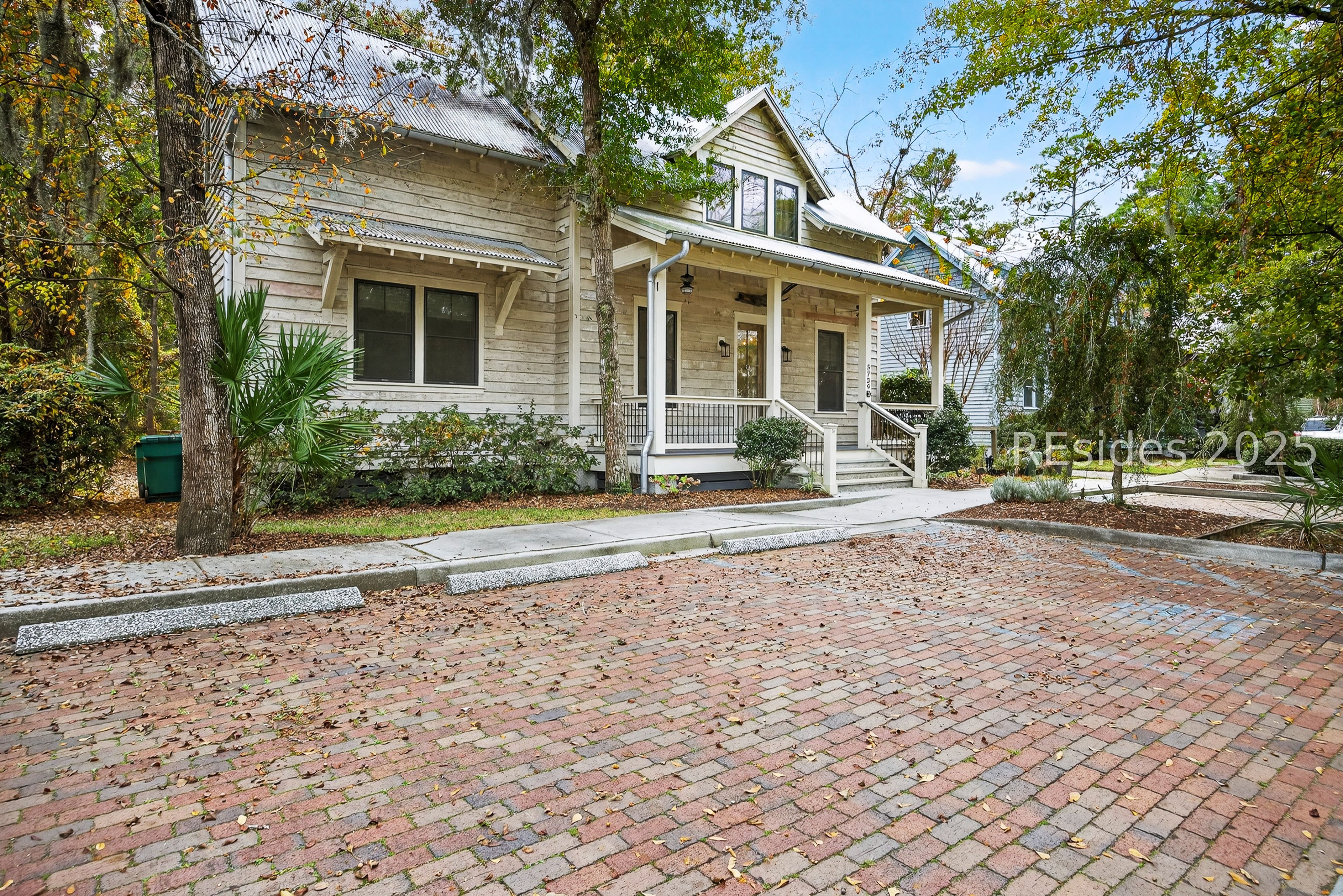 5739 Guilford Place Bluffton, SC 29910 - Photo 2 of 54