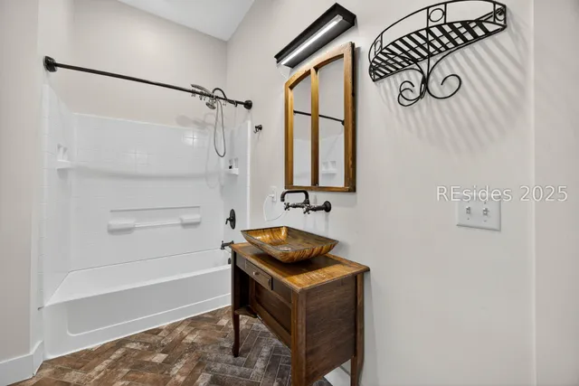 $825,000 | 5739 Guilford Place, Bluffton, SC 29910