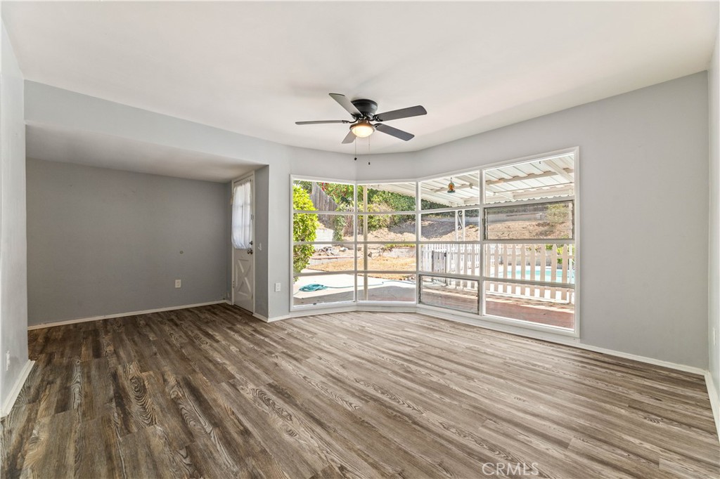 652 Solway Street Glendale, CA 91206 - Photo 3 of 30