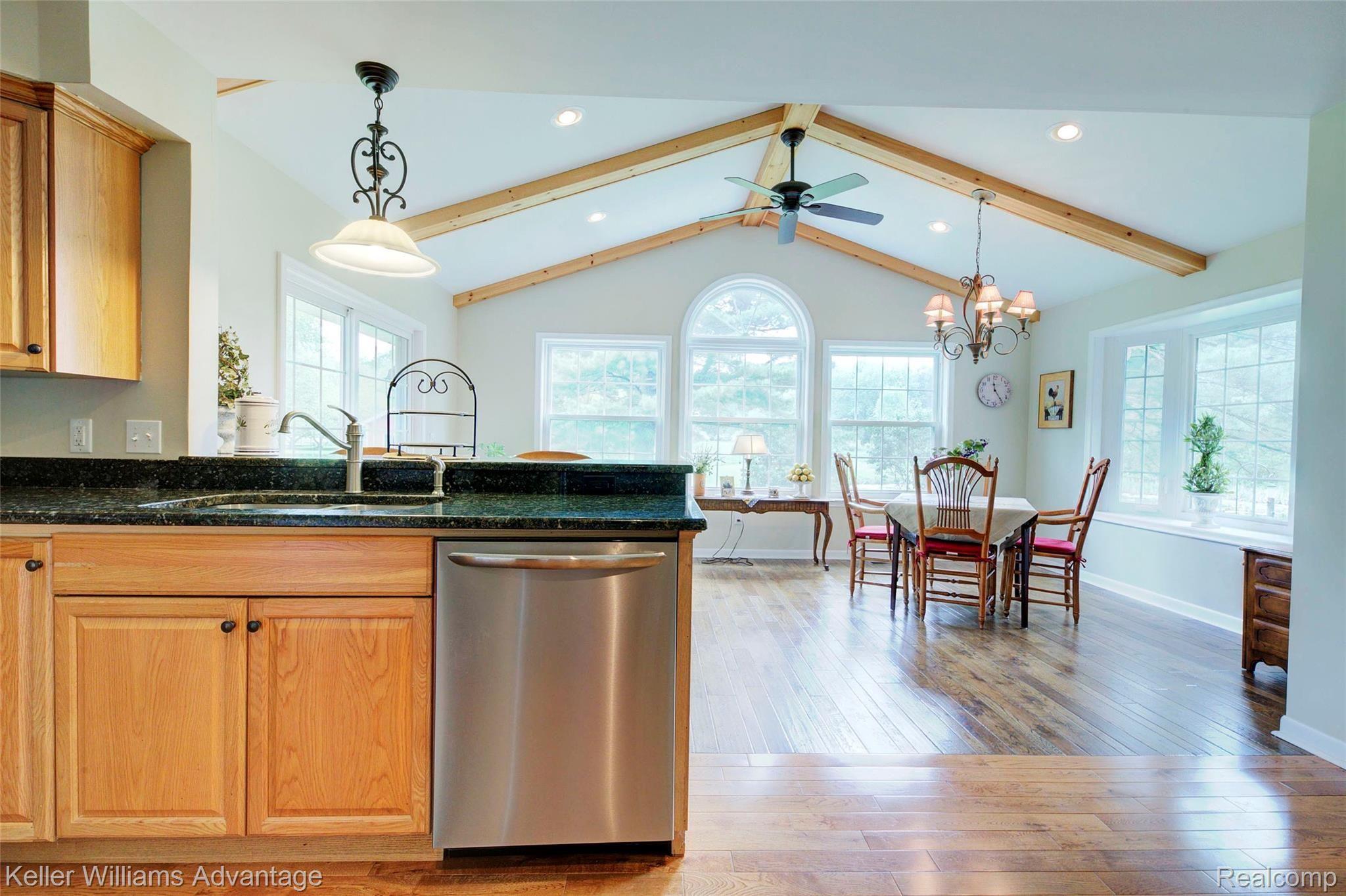 8134 Earhart Road South Lyon, MI 48178 - Photo 18 of 43 4H8A1696_7_8.jpg