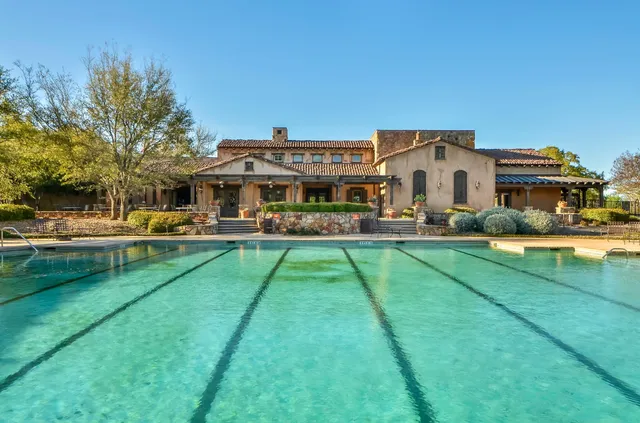 $1,289,000 | 815 Flint Ridge Trail, Georgetown, TX 78628