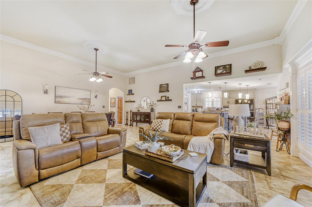 7835 Portwood Road Azle, TX 76020 - Photo 3 of 33