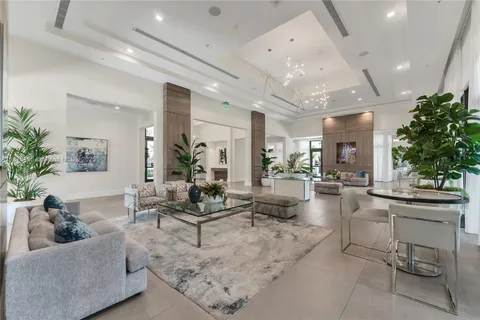 $1,175,000 | 8279 Northwest 43rd Street, Doral, FL 33166