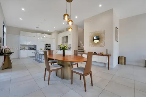 $1,175,000 | 8279 Northwest 43rd Street, Doral, FL 33166