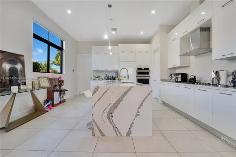 $1,175,000 | 8279 Northwest 43rd Street, Doral, FL 33166