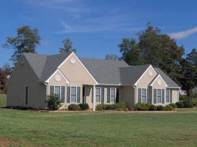 104 P-4-81, Unit RURAL FINACING APPLIES Pendleton, SC 29670 - Photo 2 of 10