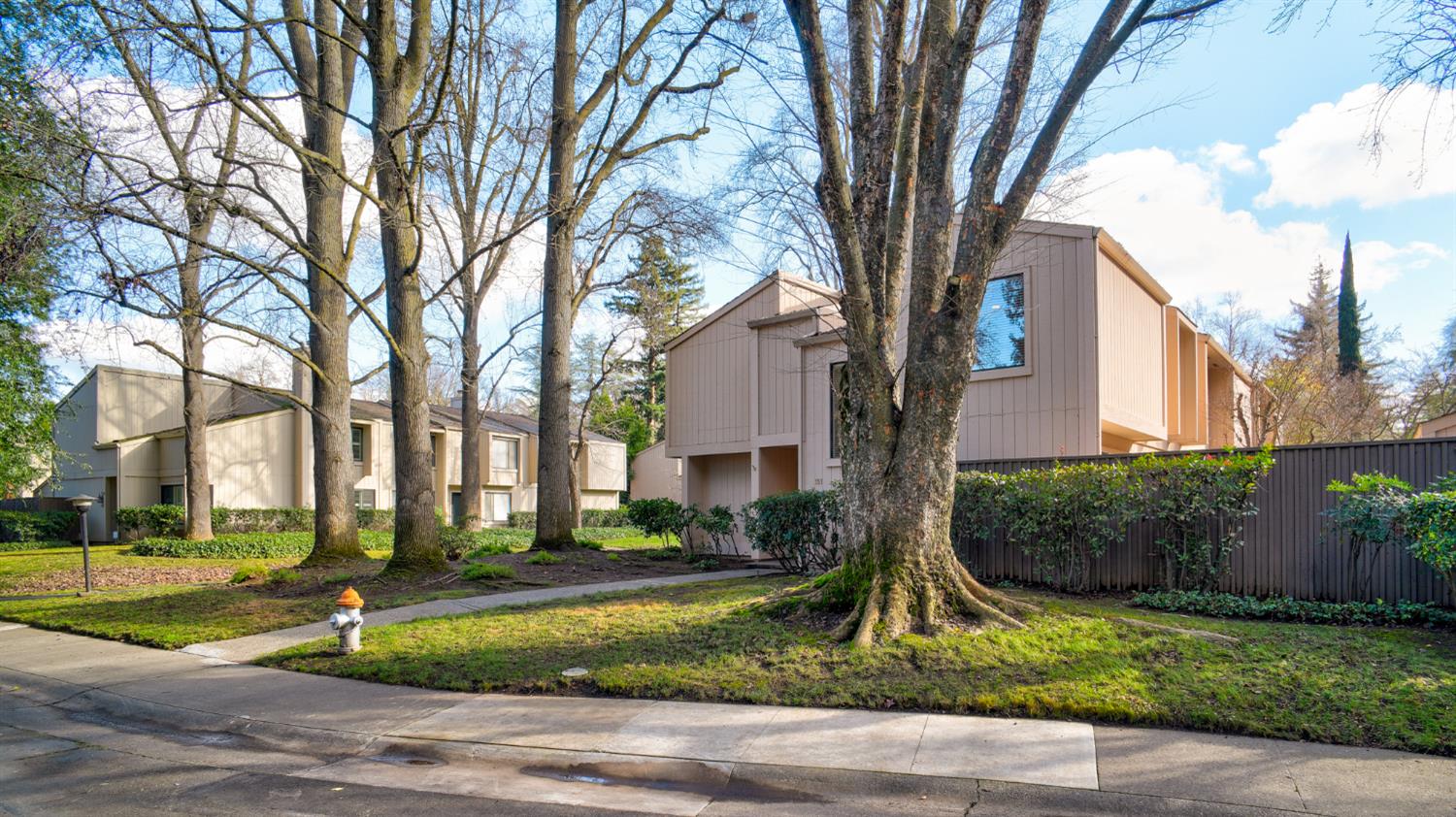 151 Hartnell Place Sacramento, CA 95825 - Photo 25 of 35 a front view of a house with a yard