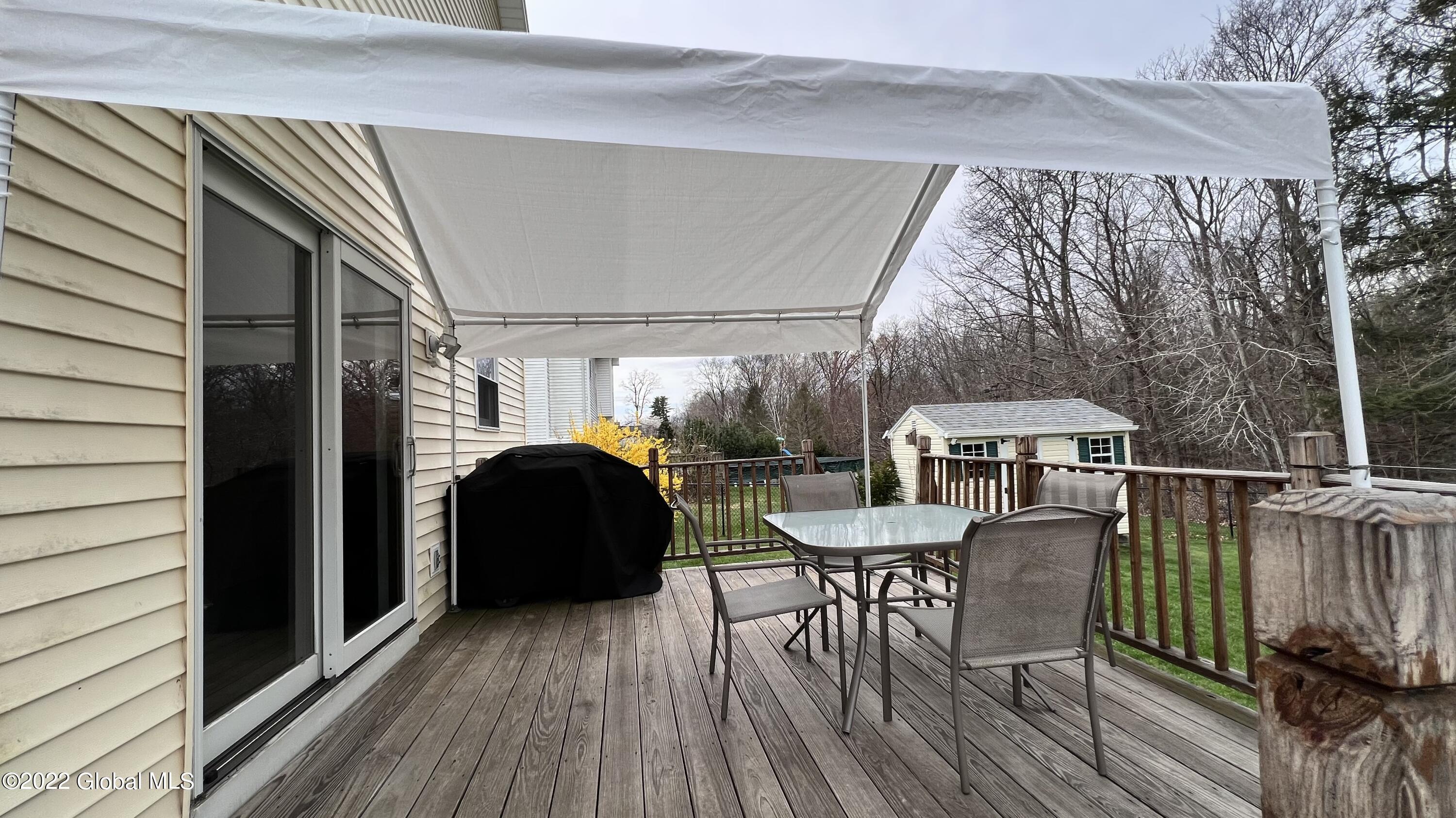 135 Trinity Place Bethlehem, NY 12158 - Photo 14 of 48 IMG_3299