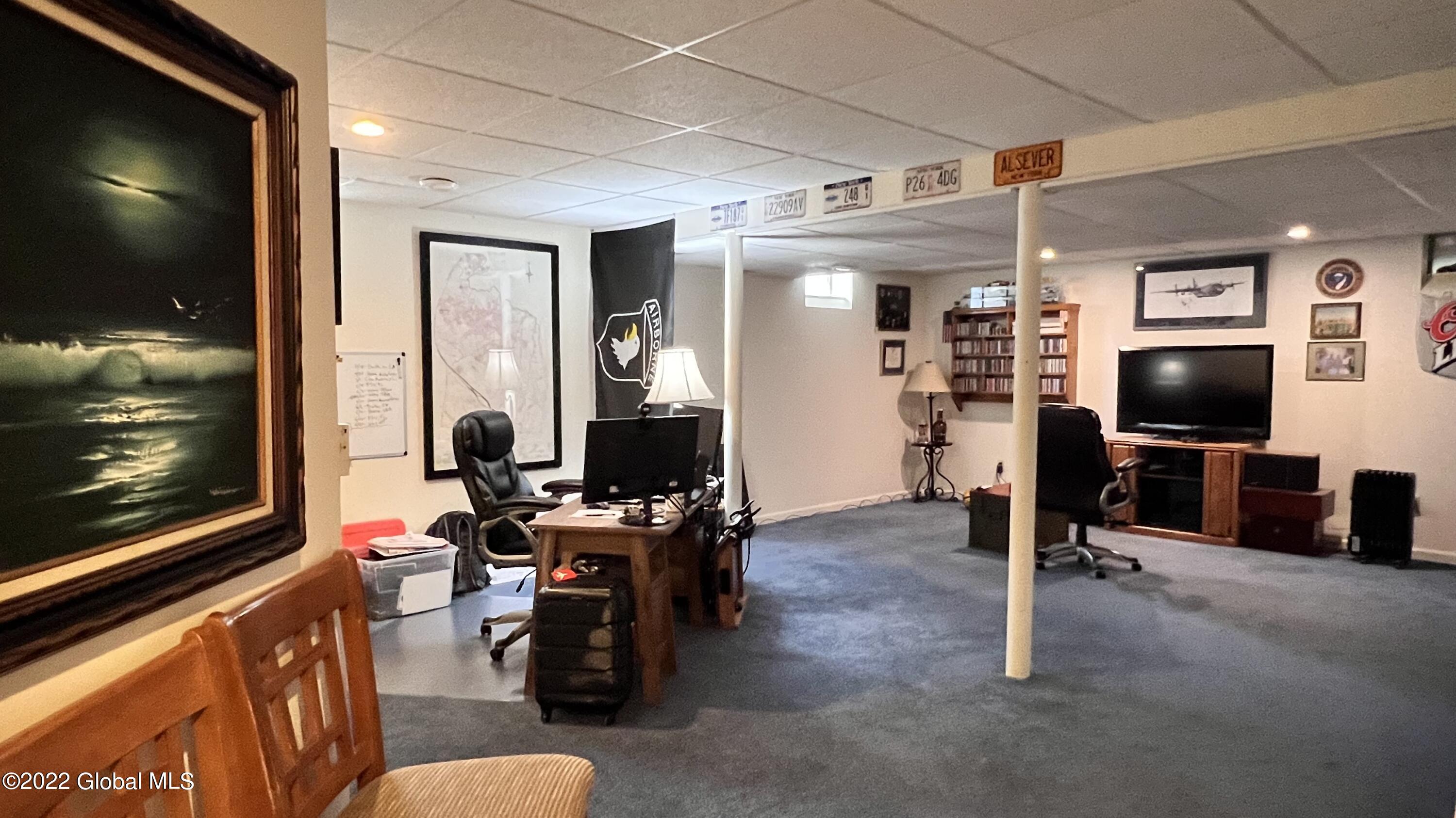 135 Trinity Place Bethlehem, NY 12158 - Photo 36 of 48 IMG_3369