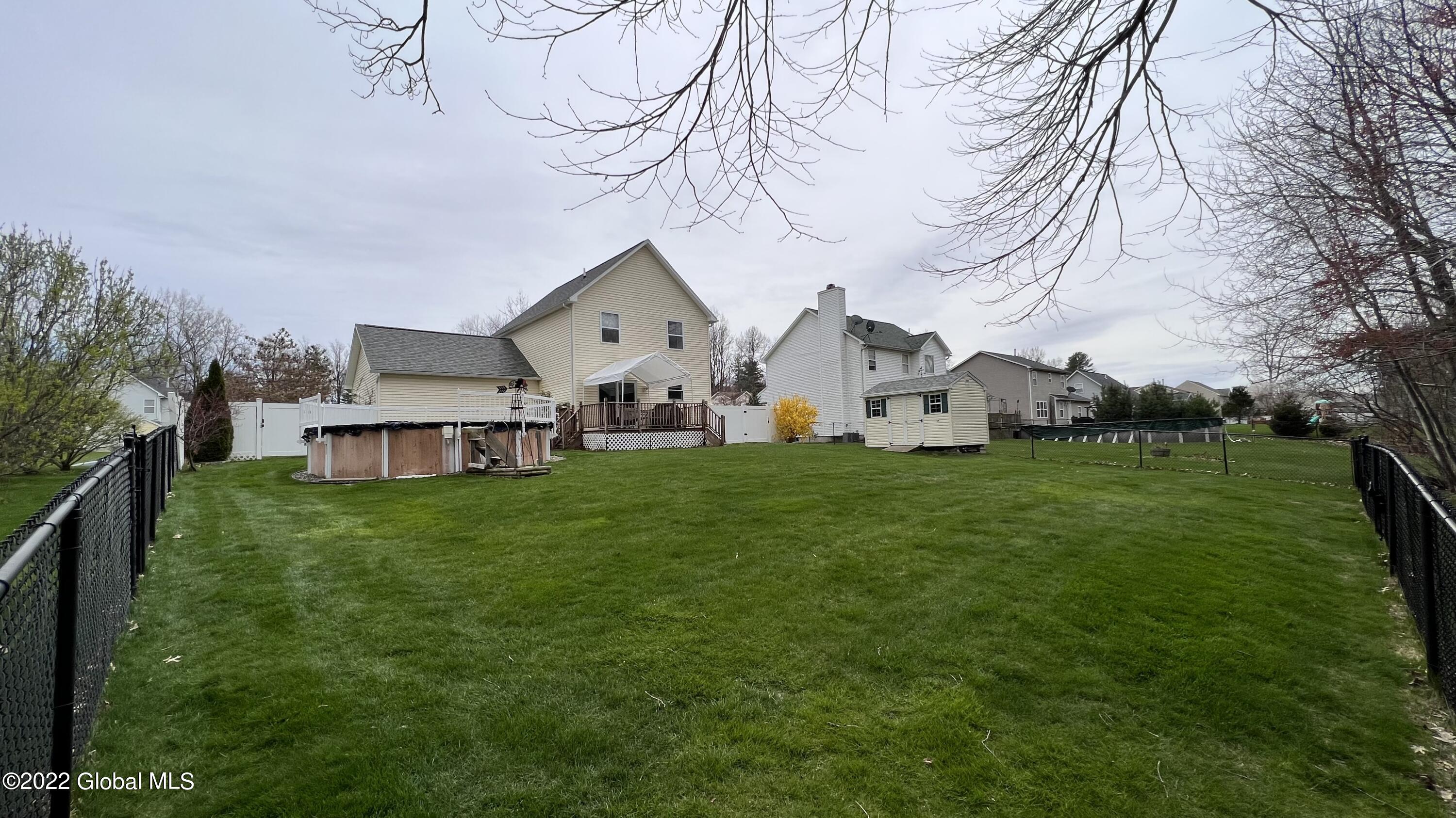 135 Trinity Place Bethlehem, NY 12158 - Photo 7 of 48 IMG_3292