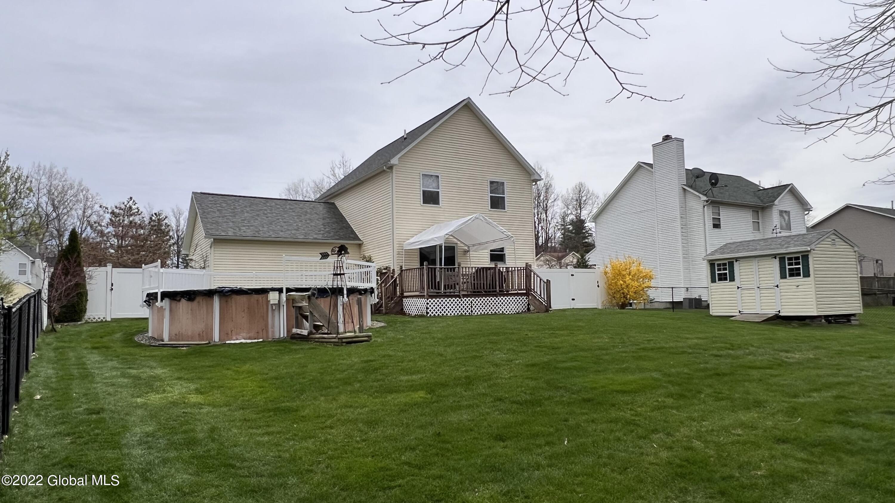 135 Trinity Place Bethlehem, NY 12158 - Photo 10 of 48 IMG_3294