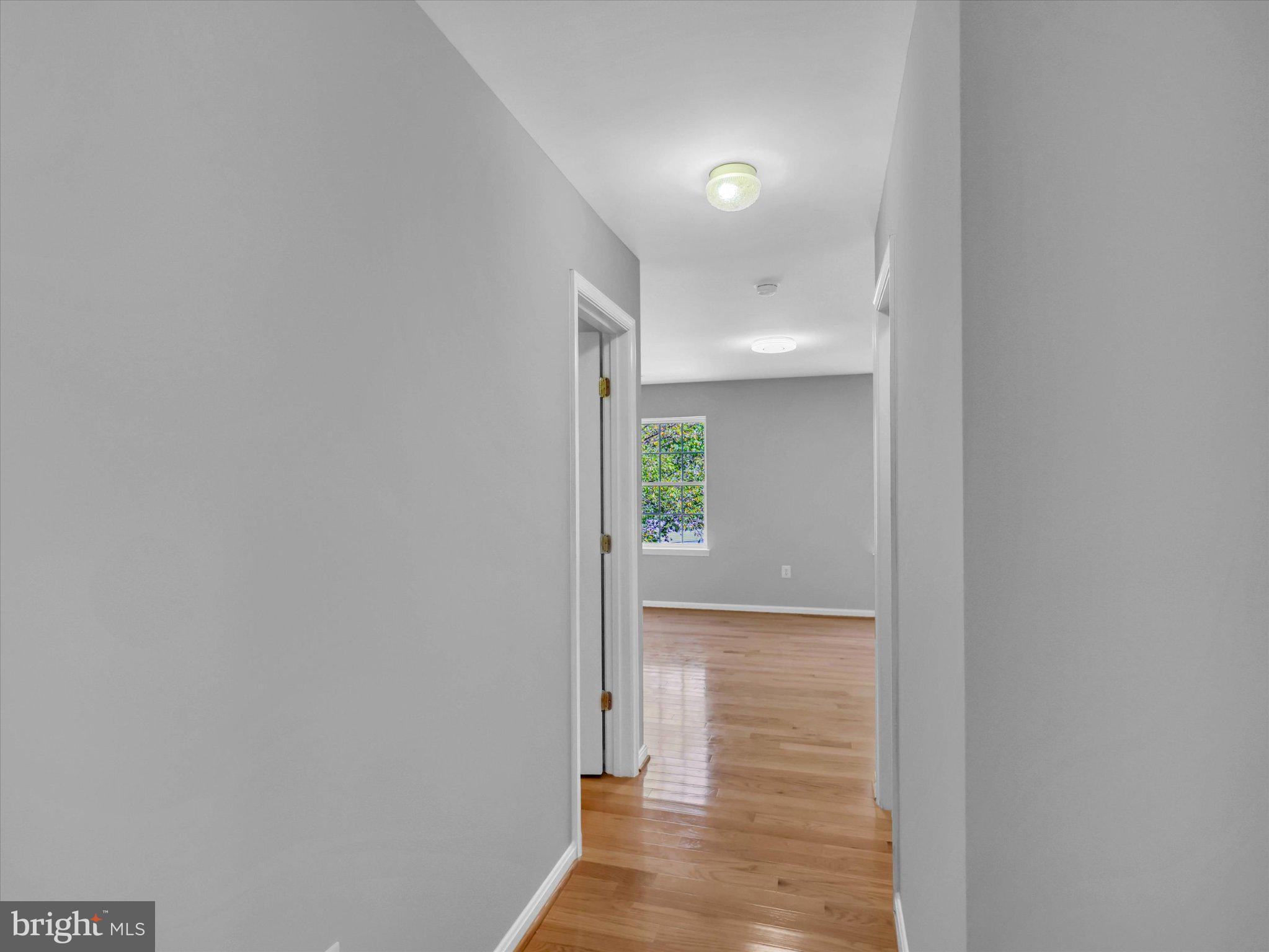 8104 Pepper Ridge Way Gaithersburg, MD 20877 - Photo 23 of 62 Bright and inviting hallway retreat.