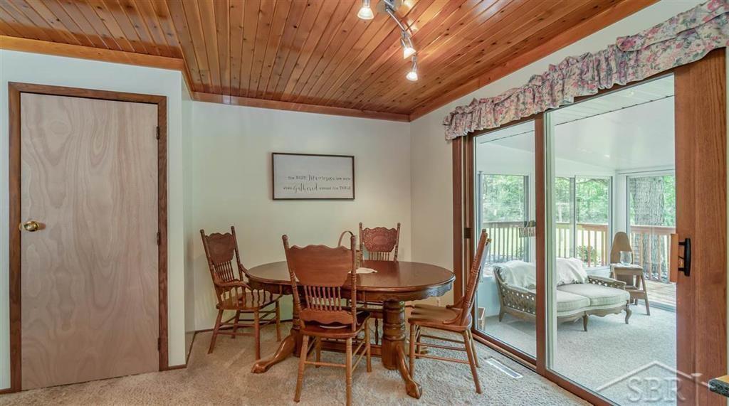 2198 South Porter Road Midland, MI 48640 - Photo 15 of 35