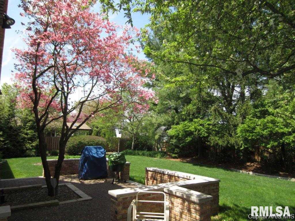 2201 Augusta Drive Springfield, IL 62704 - Photo 23 of 23