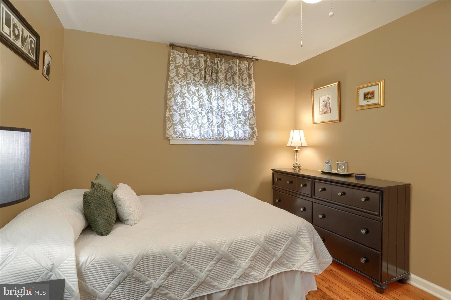 1181 Kingsley Road Camp Hill, PA 17011 - Photo 24 of 40 a bedroom with a bed and a window