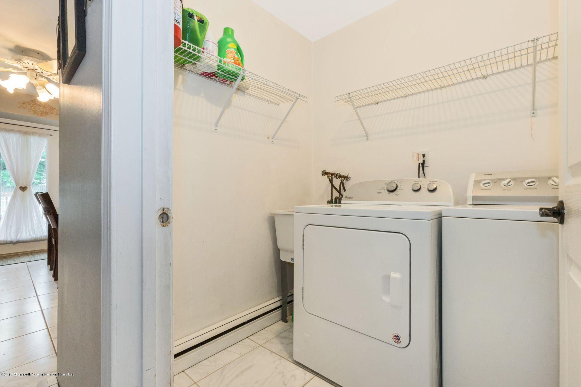 49 Templar Road Manalapan, NJ 07726 - Photo 24 of 32 24