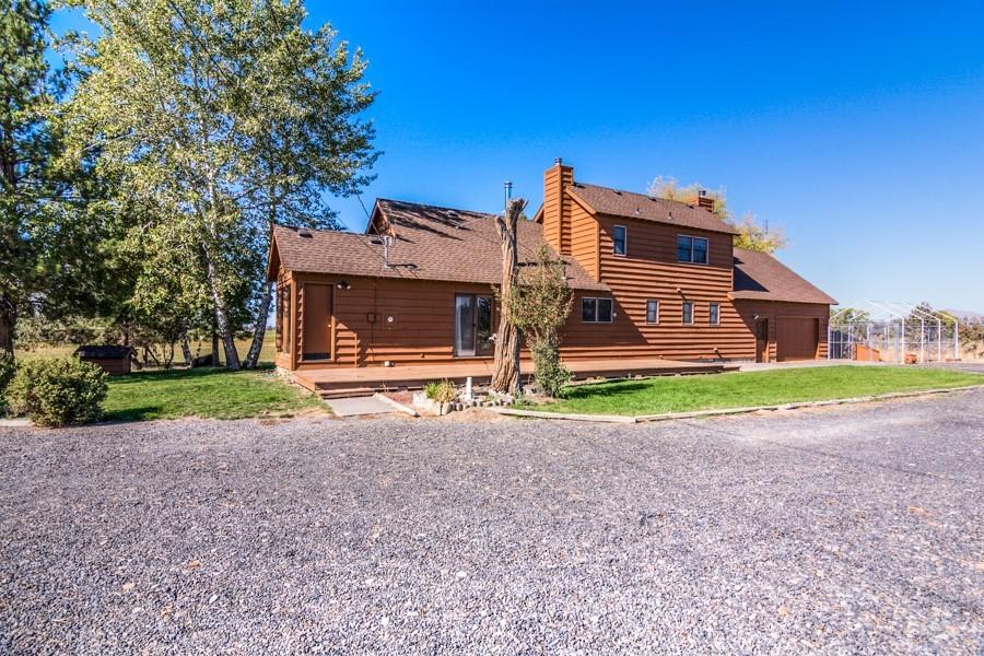 11691 Southwest Houston Lake Road Powell Butte, OR 97753 - Photo 1 of 39 006