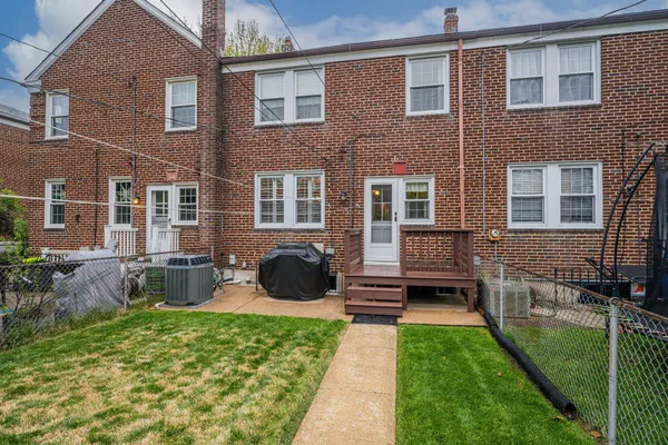 $365,900 | 406 Greenlow Road, Baltimore, MD 21228