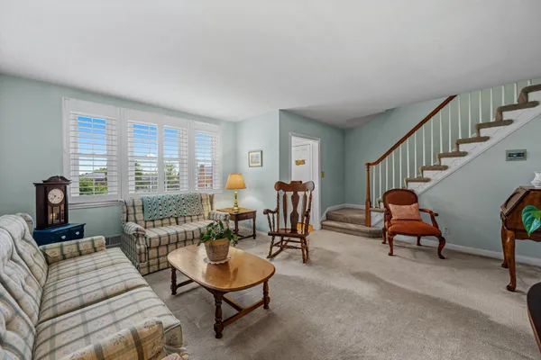 $365,900 | 406 Greenlow Road, Baltimore, MD 21228