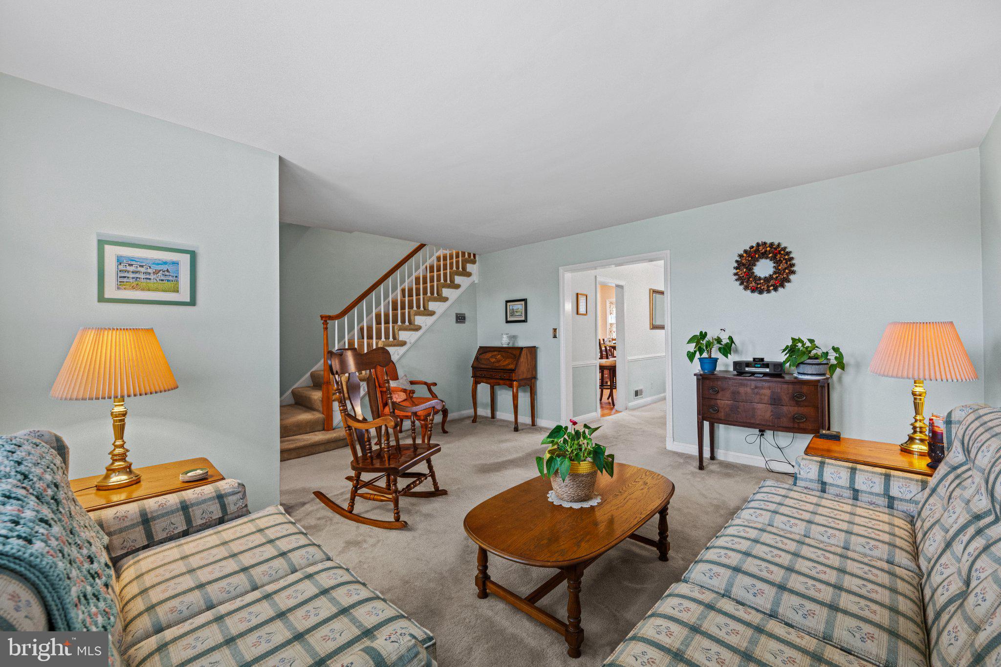 406 Greenlow Road Baltimore, MD 21228 - Photo 8 of 31 Inviting living space with warm charm.