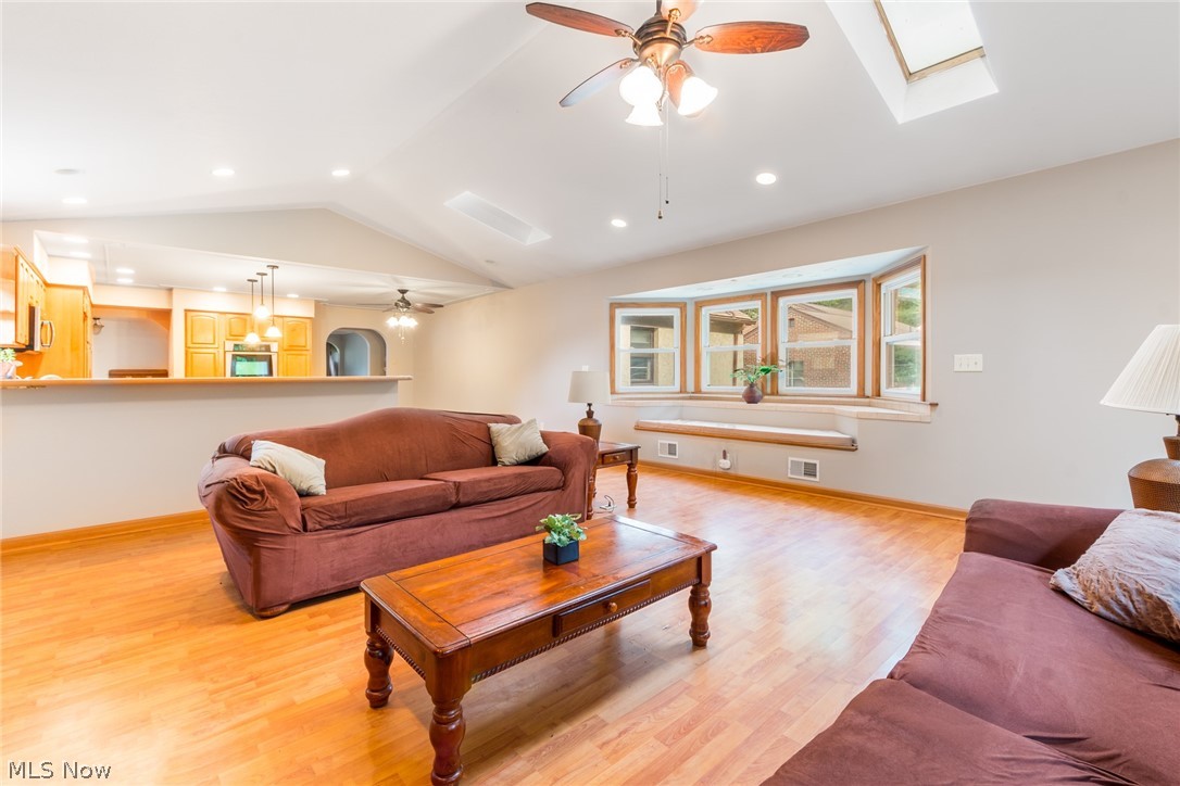 6410 Crossview Road Independence, OH 44131 - Photo 7 of 32