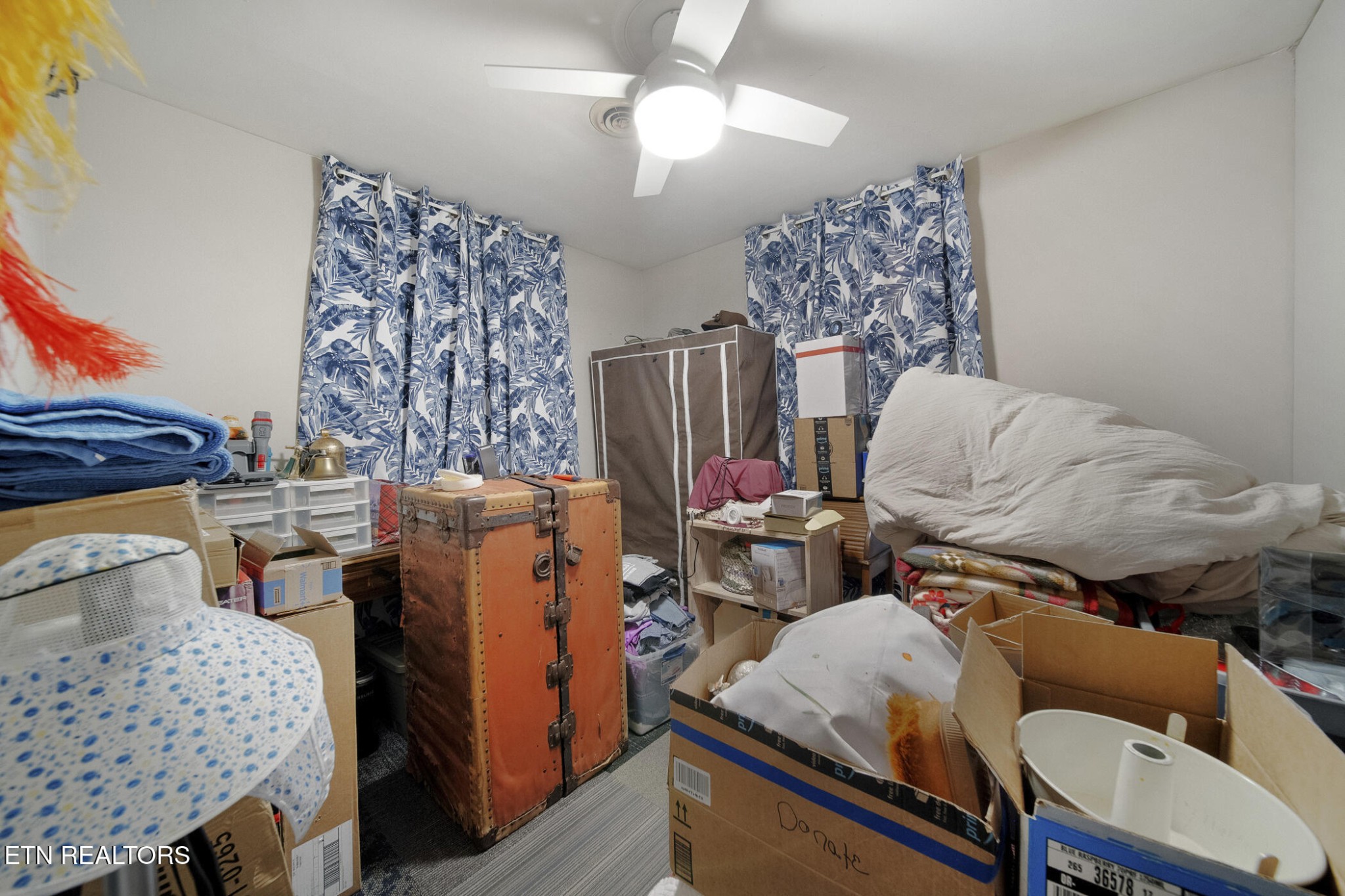 4880 Shell Lane Knoxville, TN 37918 - Photo 27 of 37 a living room with furniture and a chandelier