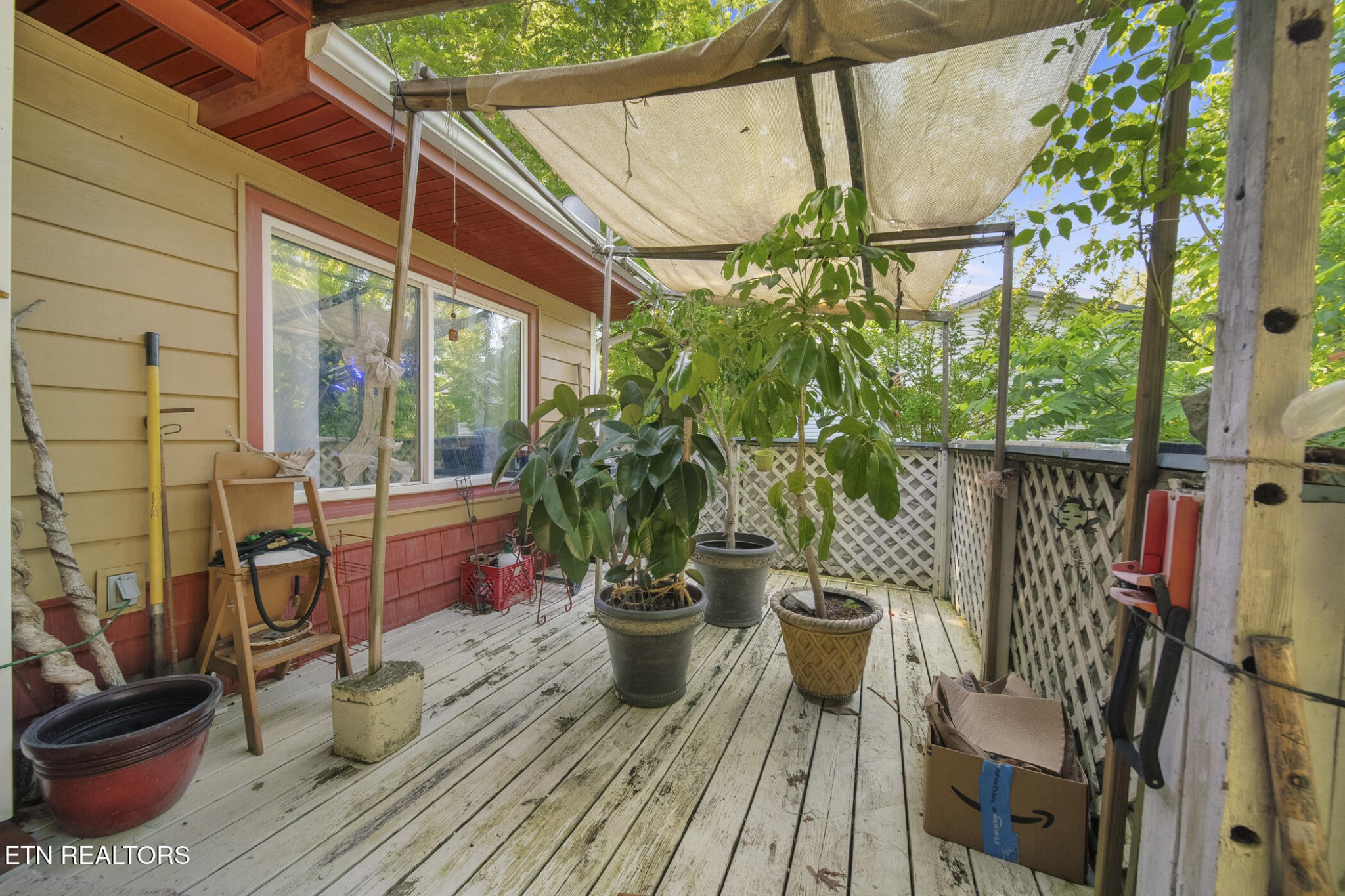 4880 Shell Lane Knoxville, TN 37918 - Photo 30 of 37 a view of outdoor space with seating area