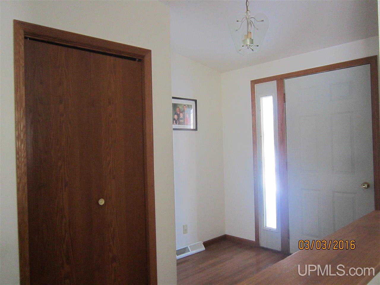E10379 County Rd H-58 Munising, MI 49862 - Photo 13 of 27