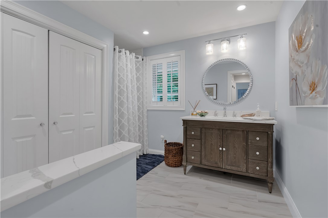 68 Wolf Hill Road Smithfield, RI 02917 - Photo 19 of 47 Gallery Image 19