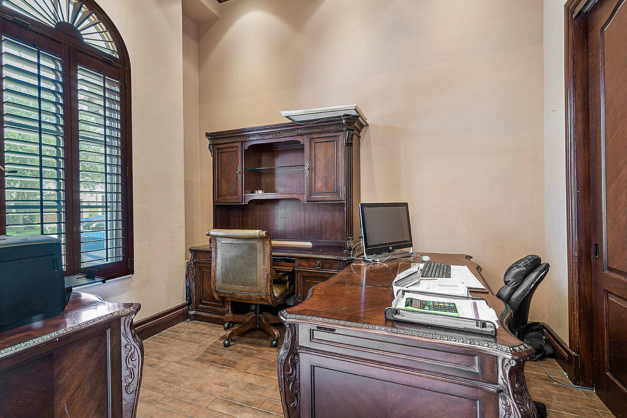 640 Broadview Drive Boca Raton, FL 33431 - Photo 5 of 34 005-640NEBroadviewDr-BocaRaton-FL-small