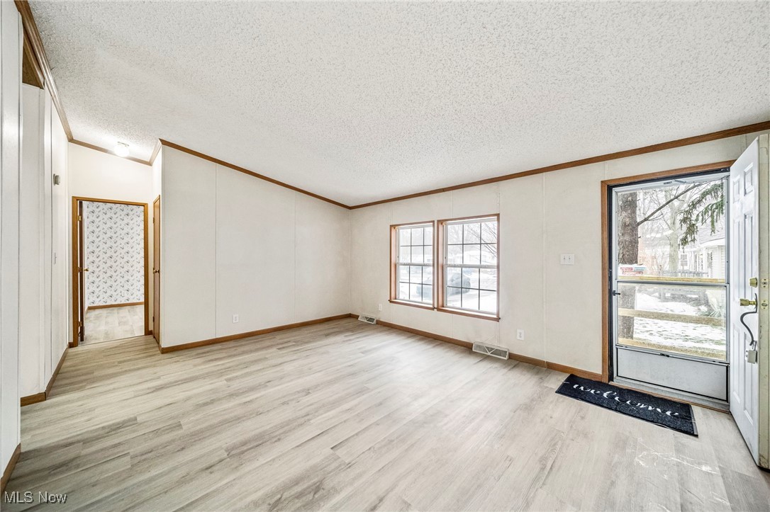 3583 Austin Road, Unit 10 Geneva, OH 44041 - Photo 7 of 26 Gallery Image 7