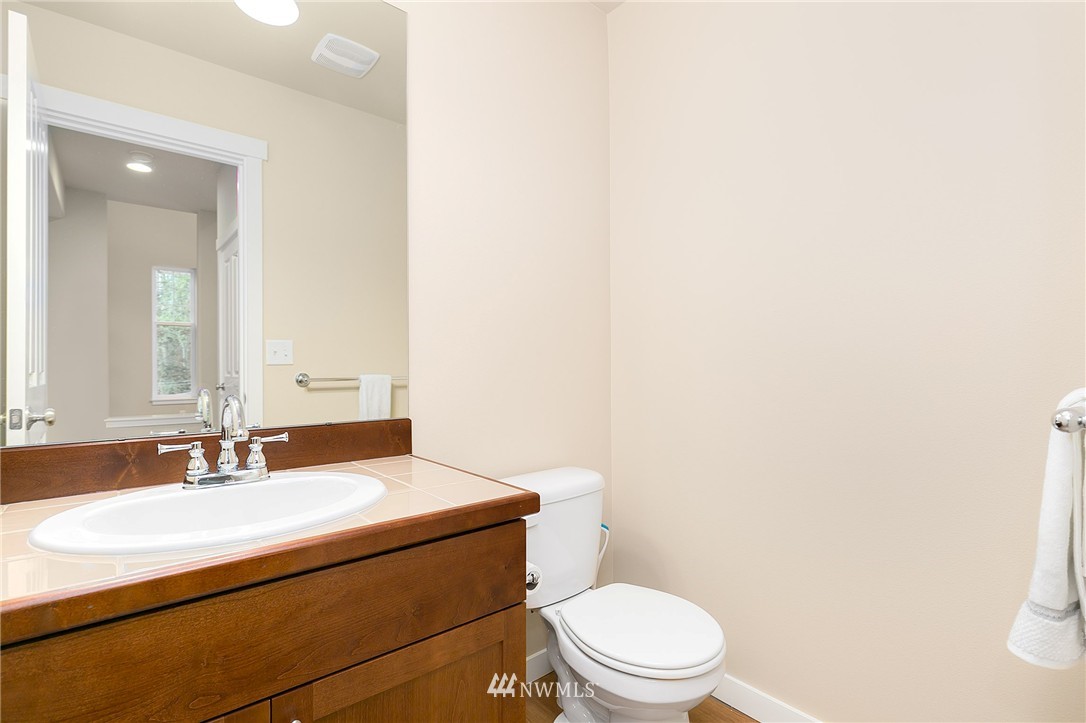 306 Elma Court Northeast Renton, WA 98059 - Photo 14 of 25 Gallery Image 14