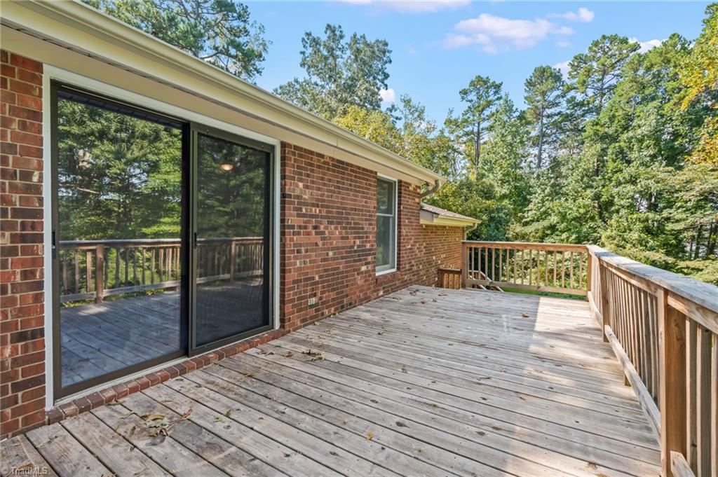 2409 Timberlake Avenue High Point, NC 27265 - Photo 16 of 31 Gallery Image 16