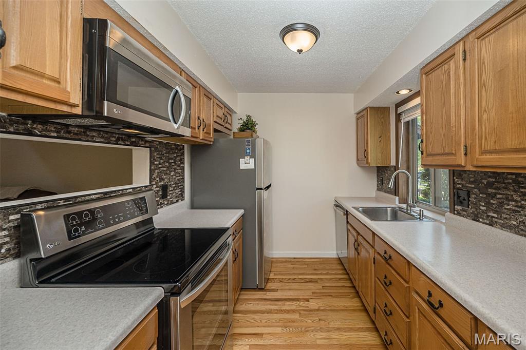 272 Cedar Grove Drive, Unit B St. Charles, MO 63304 - Photo 16 of 40