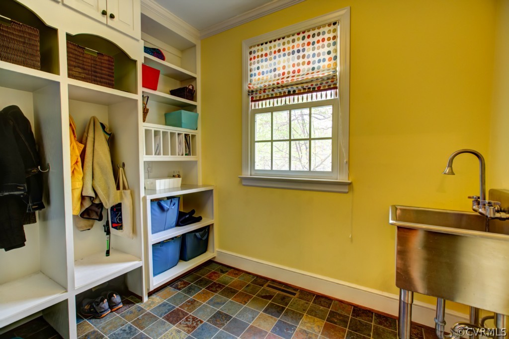 38 Dahlgren Road Henrico, VA 23238 - Photo 9 of 22 Gallery Image 9