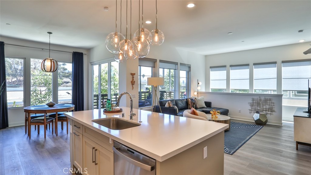 1207 Doheny Way Dana Point, CA 92629 - Photo 9 of 72