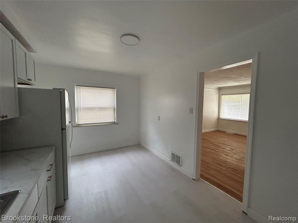 26707 Penn Street Inkster, MI 48141 - Photo 9 of 29