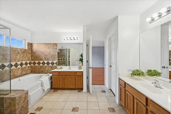$625,000 | 1480 Tudor Drive, Mundelein, IL 60060