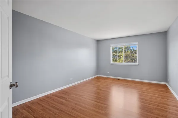 $625,000 | 1480 Tudor Drive, Mundelein, IL 60060
