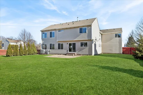 $625,000 | 1480 Tudor Drive, Mundelein, IL 60060